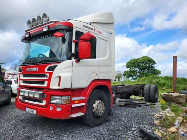 Scania p280 chassis and cab