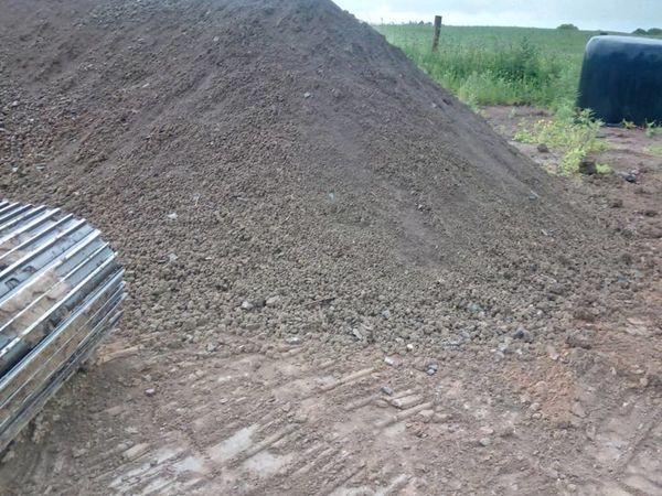 Top quality screened topsoil