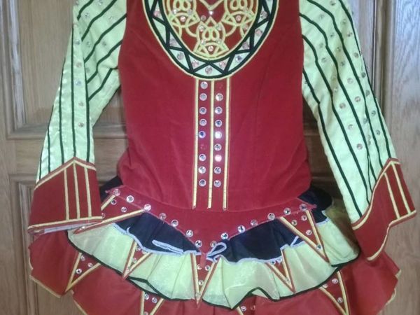 🇮🇪 Irish Dancing Dress by Chantelle’s Dress Designs Donegal 🇮🇪