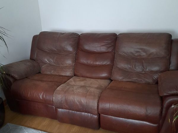 Recliner3 seater sofa for SALE  only €30