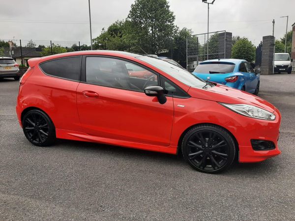 2016 Ford Fiesta 1.0 ST line Red Edition New Nct