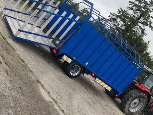 Bluemount cattle trailer