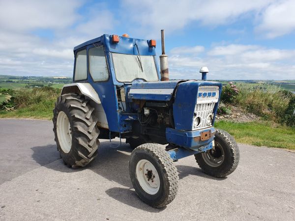 ford 5000 Tug Tractor