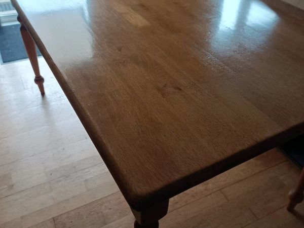 hardwood table+ 4chairs great condition Bunclody