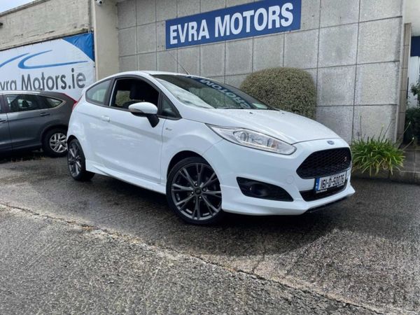 Ford Fiesta 1.0 Ecoboost St-line 125PS LOW Mileag