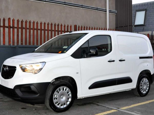 Opel Combo 3-seat - We want your trade-in