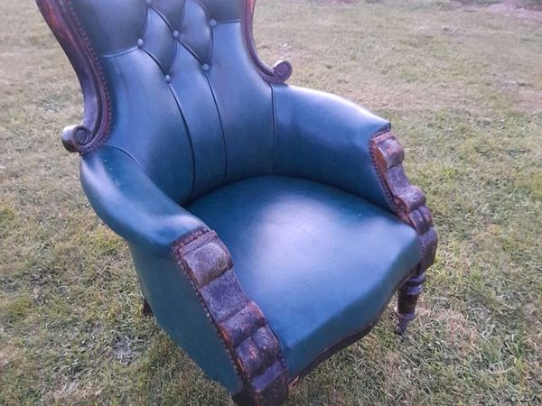 Victorian Spoonback Chair