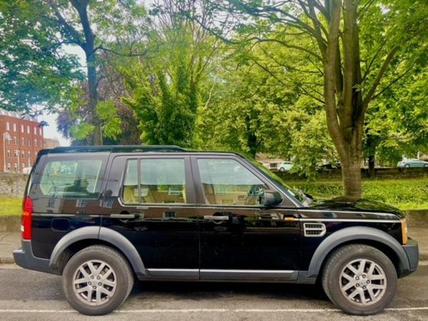 LANDROVER Discovery 3 - 7 Seater
