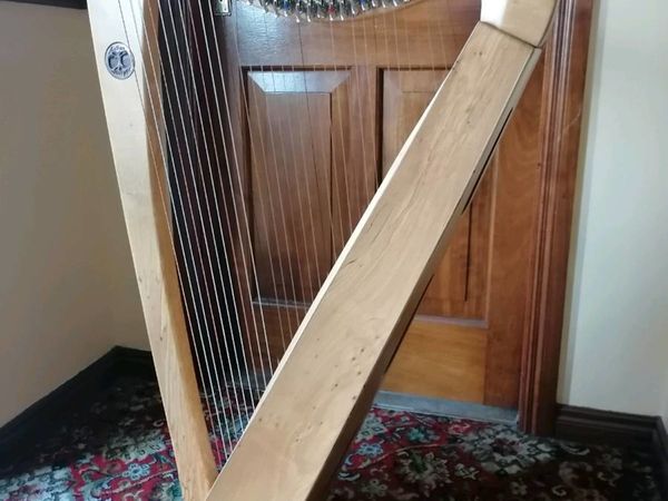 Callan Harp available for Rental