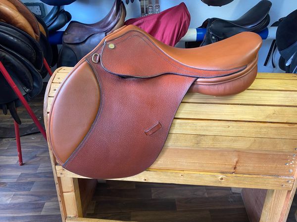 17” leather close contact jumping saddle