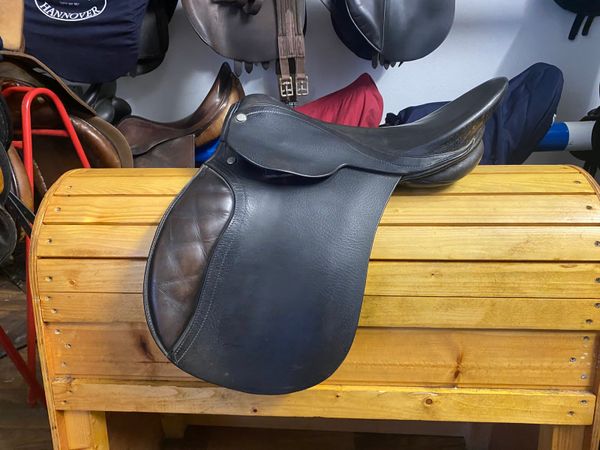 15” leather pony saddle wide