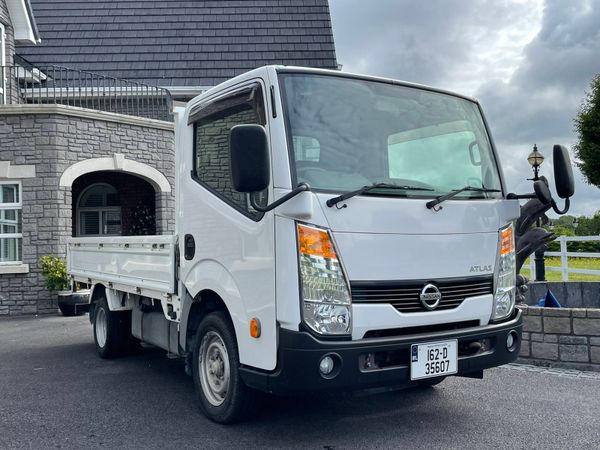 Nissan atlas cabstar