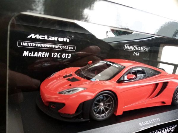 Minichamps McLaren 12C GT3 1:18 model car