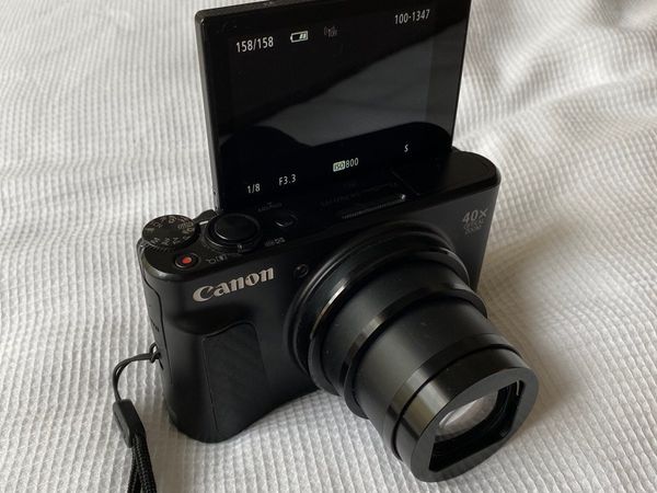 Canon Powershot SX740 HS digital camera. 4k video