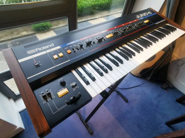 Roland Juno-6 synthesizer