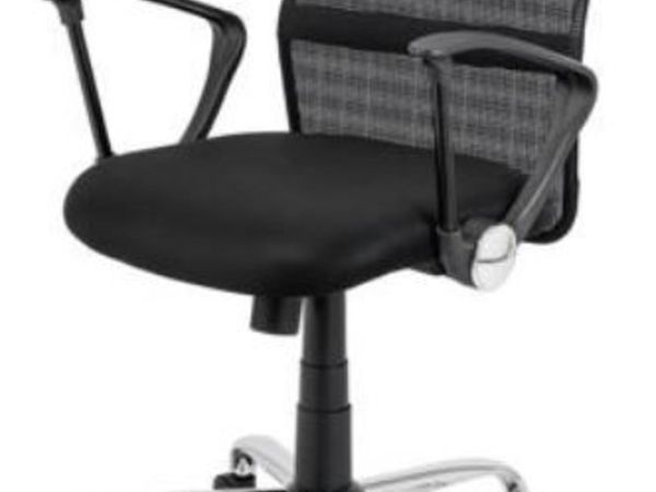Black/Chrome Office Chair