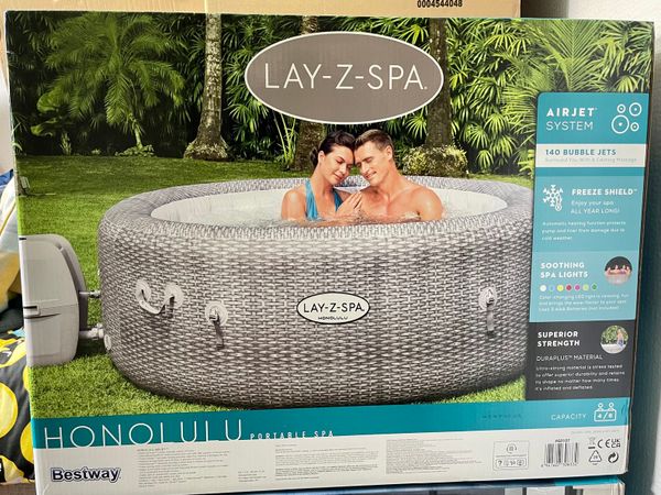 Brand NEW Lazy Spa Honolulu 6 Person Hot Tub