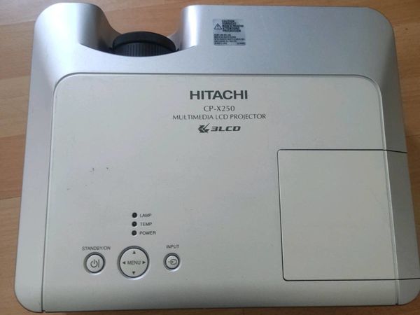 Hitachi CP-X250 multimedia projector