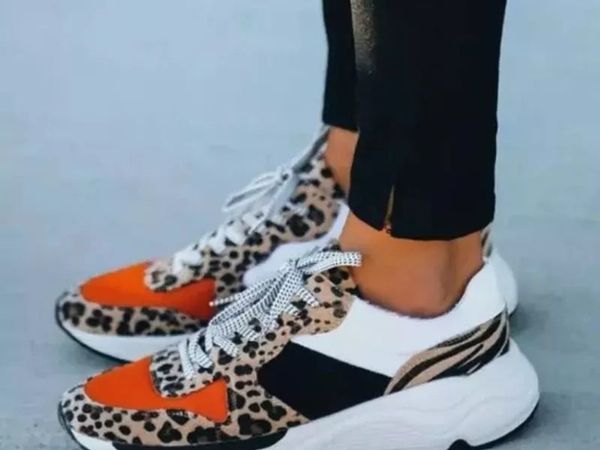 size 4-8 sneakers Leopard orange Mesh