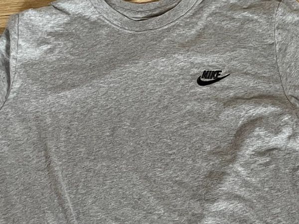 Nike grey T-shirt