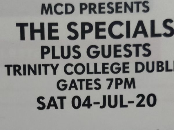The Specials in Trinity Dublin tomo 100 for pair