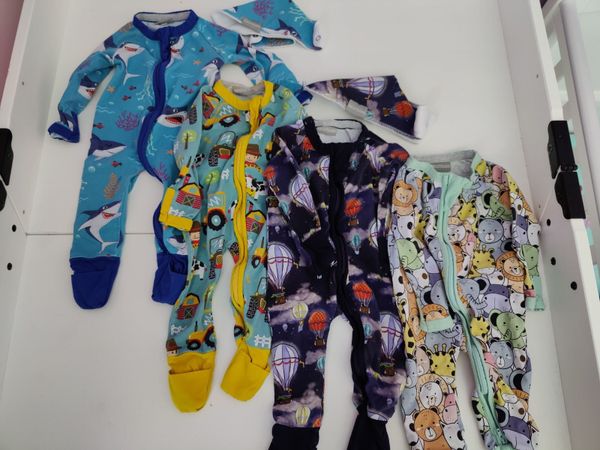 The Little One babygrows 0-3 months x4