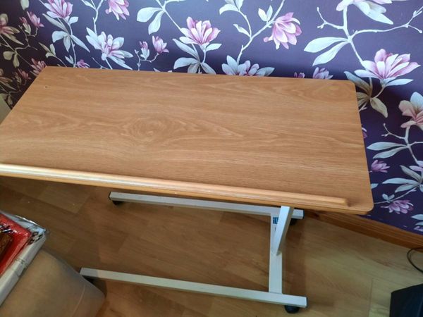 Height adjustable (hospital)  table