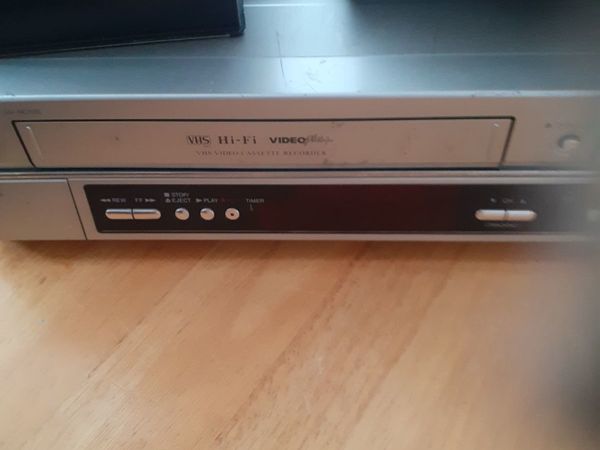 Vhs and DVD player +Videos