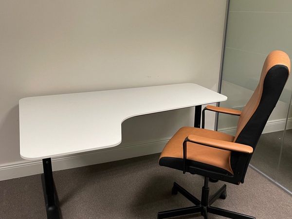IKEA desk and chair set €125