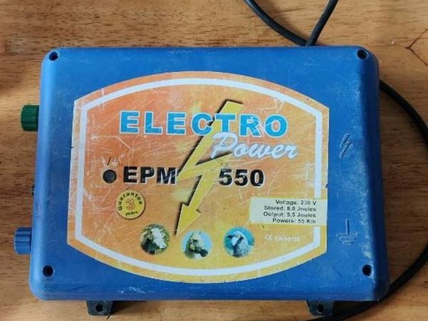 Electric fence charger 230v 5.5 joules