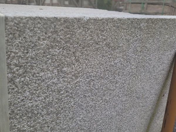 Irish wicklow granite (large slabs )