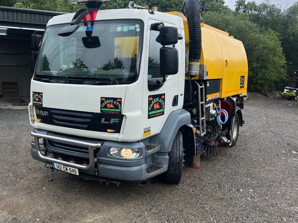 FOR HIRE - Road Sweeper