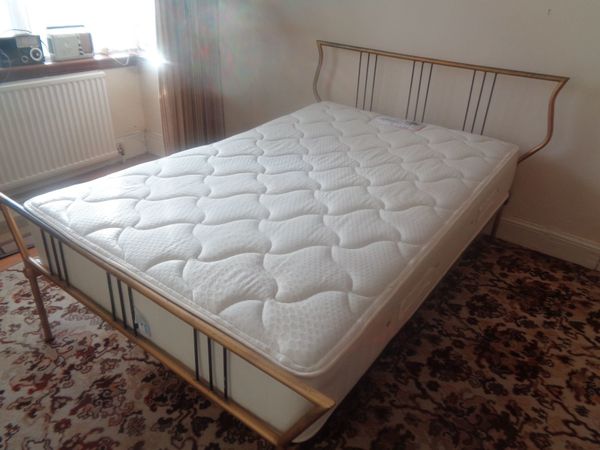 4Ft. Metal Framed Bed for Sale