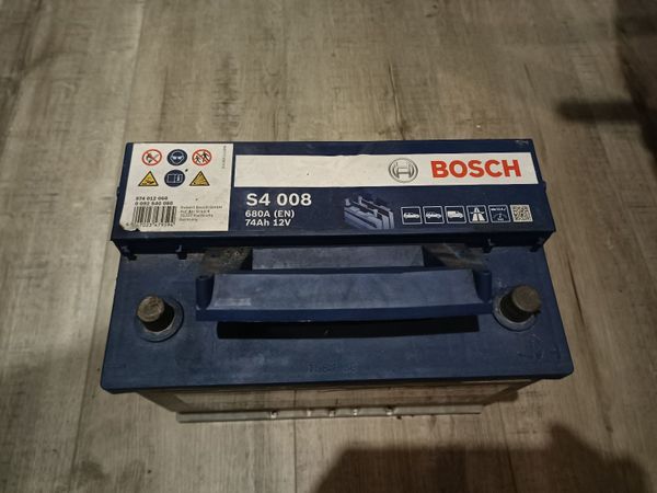 Bosh car 12V Battery