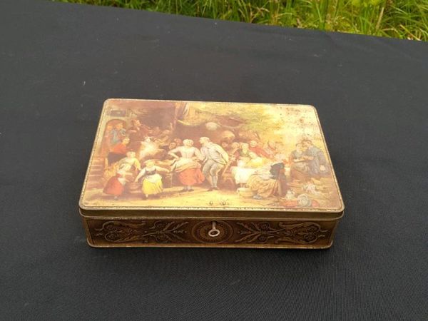 Lovely old tin box with key