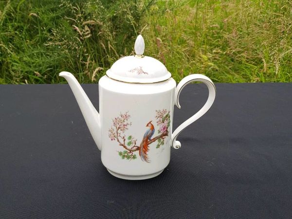 Floral china bird tea pot