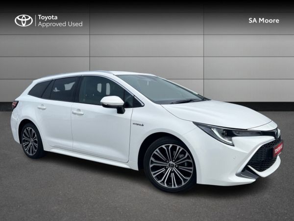 Toyota Corolla 2.0 Hybrid TS Estate