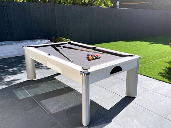 Small pool deals dining table