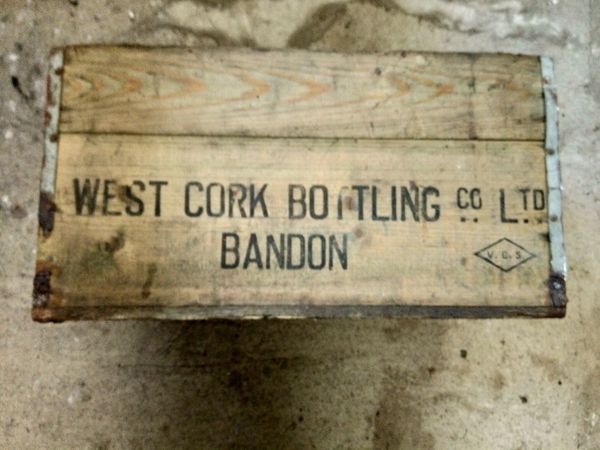 Vintage Bandon wooden bottle crate