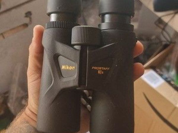 Nikon Pro staff binoculars in excellent condition with box.