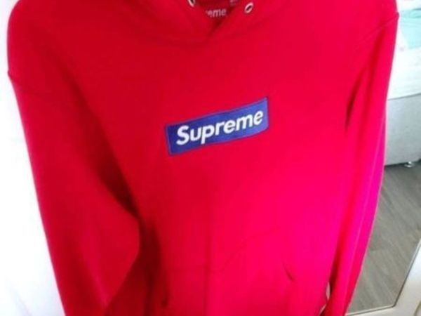 Mens Supreme Hoodie(Near new) Delivery