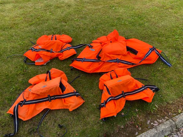 4 life jackets