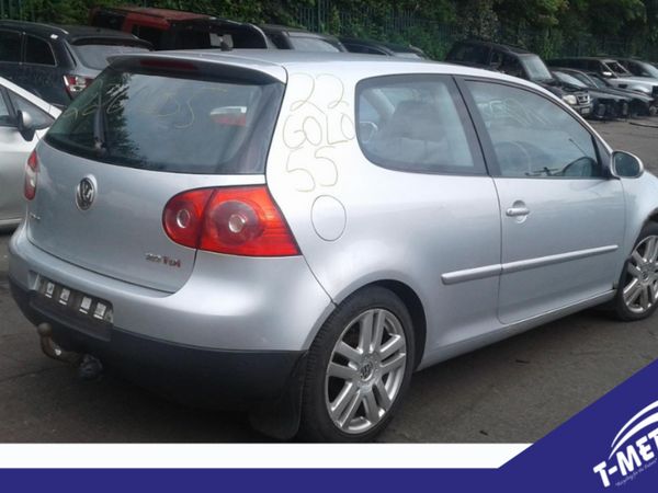 Volkswagen Golf Hatchback, Diesel, 2006, Silver