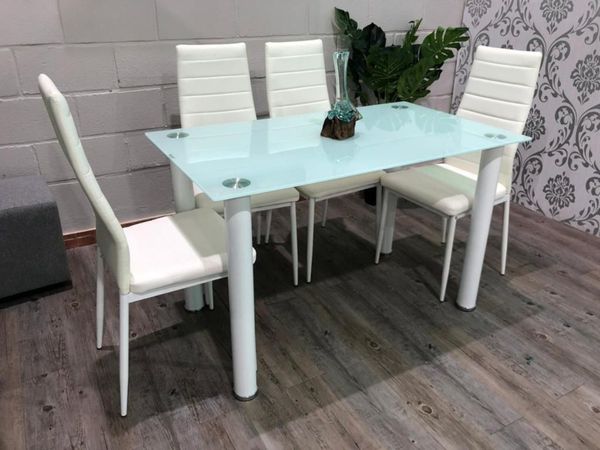 New white glass dining table +4 chairs