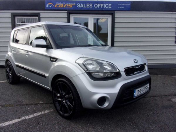 Kia Soul Hatchback, Petrol, 2012, Silver