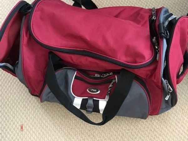 Sports/Luggage  Bag