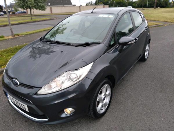 FORD FIESTA 1.2 ABSOLUTELY STUNNING LOW MILEAGE