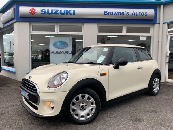 Mini ONE Automatic 1 lady owner from new
