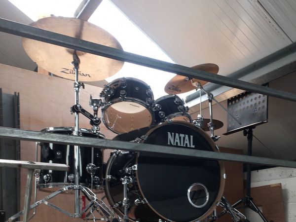 *AS NEW*!! Natal Drumkit and Zildjian Cymbols