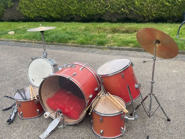 Hohner Percussion Drum Set